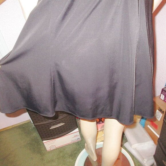 Inches Away Swim Dress Size 14 Rainbow One Piece Tummy Minimizer Slimming NEW - Picture 9 of 12